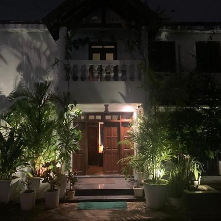 Villa Nazuri W Caretaker Candolim Eksteriør billede